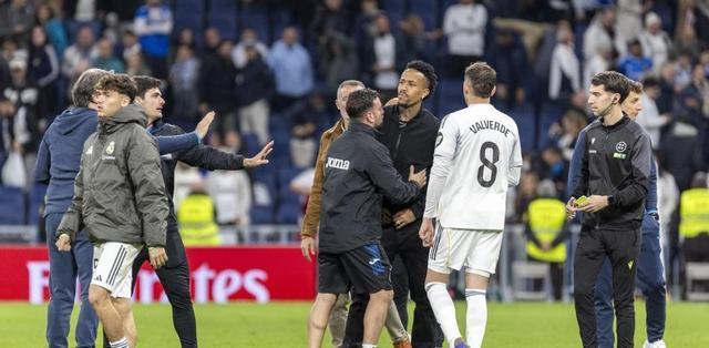 英超直播-世体：皇马输球给巴萨注入强心针，球队迎战马竞心态更加放松